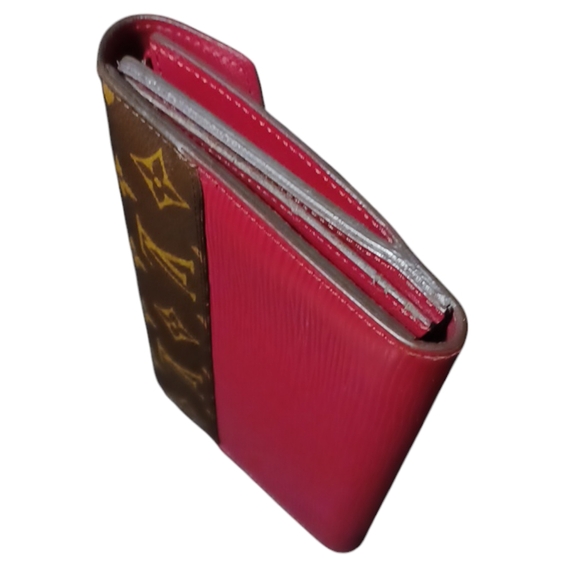 ✨️LOUIS VUITTON MONOGRAM MARIE ROSE EPI WALLET - Picture 5 of 15
